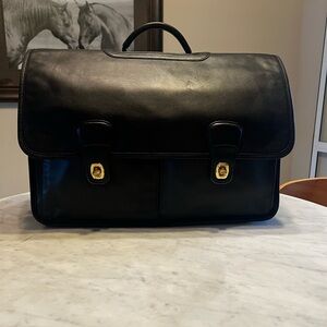 Vintage Coach Leather Prescott Messenger Bag!